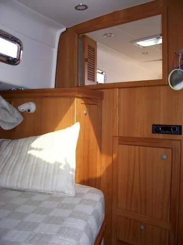 Slide: The Image of Mainship PILOTHOUSE EXPRESS 2002 - 5
