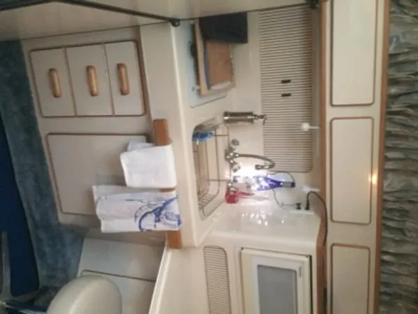 Slide: The Image of Sea Ray Express Cruiser 1995 - 9