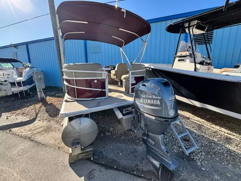 Slide: The Image of Starcraft 18 LX 2020 - 3