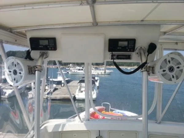 Slide: The Image of Luhrs 34' Convertible 2001 - 3