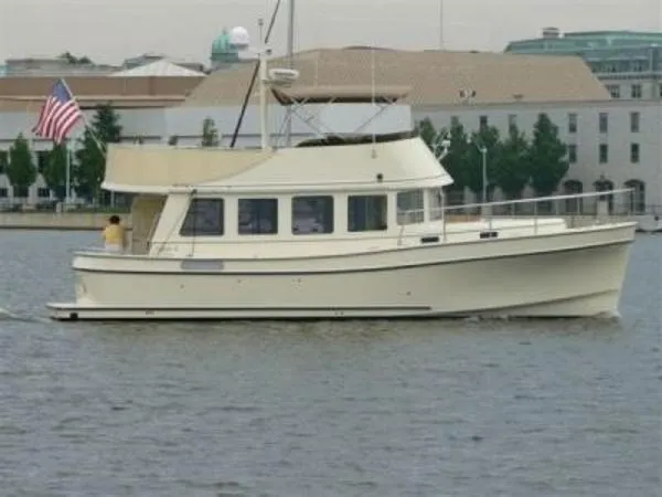 Slide: The Image of Camano 41 Trawler 2006 - 0