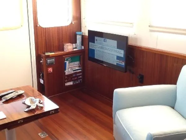 Slide: The Image of Camano 41 Trawler 2006 - 10