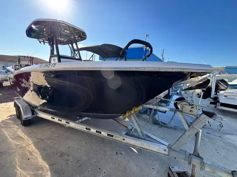 Slide: The Image of Tidewater 232 CC Adventure 2020 - 3