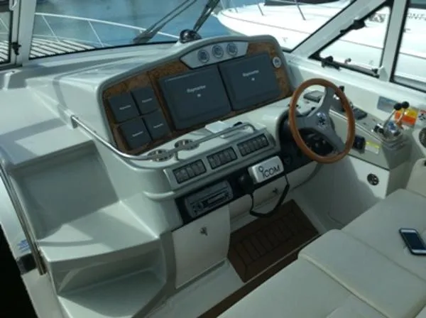 Slide: The Image of Formula Yacht 2008 - 11