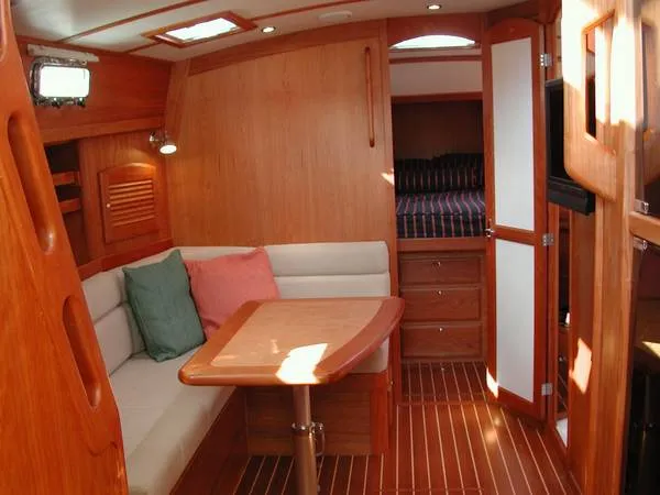 Slide: The Image of Sabre 42 Hardtop Express 2004 - 1