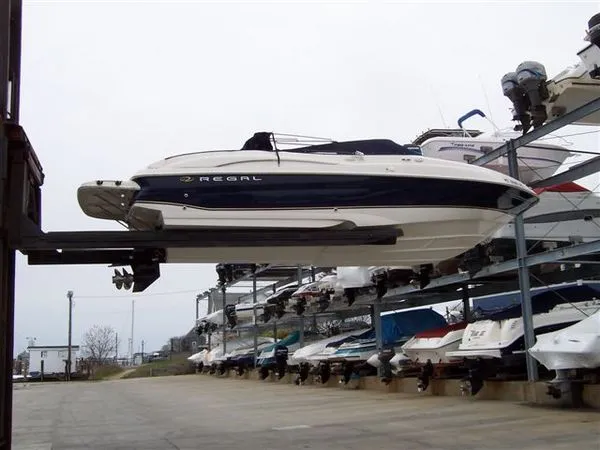 Slide: The Image of Regal 2600 LSR Bowrider 2002 - 0