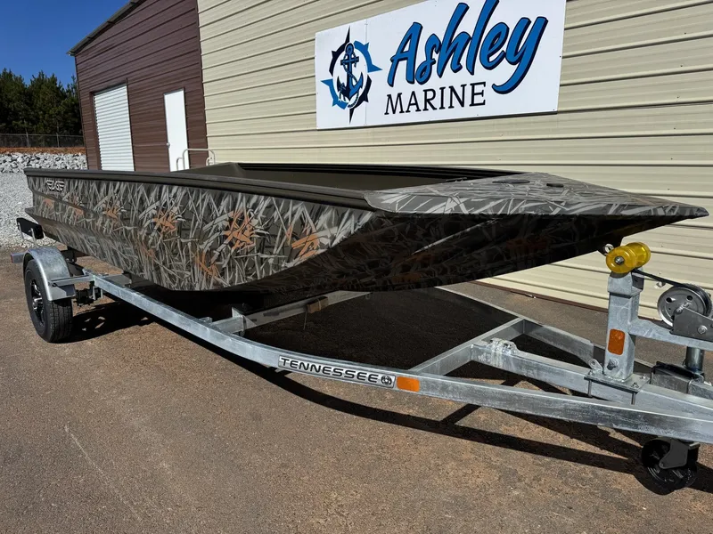 Slide: The Image of Edge Duck Boats Sportsman Series 656DB 2026 - 2