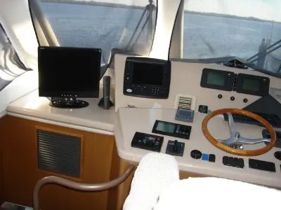 Slide: The Image of Ocean Yachts Super Sport 2002 - 9