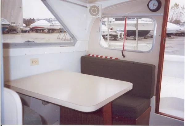 Slide: The Image of Bertram 28 Flybridge 1980 - 4