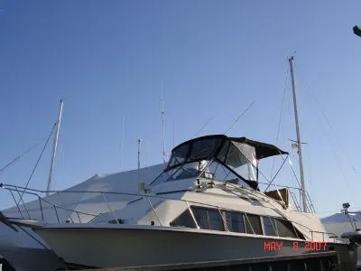 Slide: The Image of Carver Yachts Mariner 3396 1982 - 0