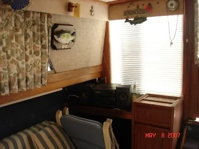 Slide: The Image of Carver Yachts Mariner 3396 1982 - 6