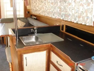Slide: The Image of Carver Yachts Mariner 3396 1982 - 8