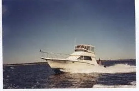 Slide: The Image of Hatteras Convertible 1985 - 0