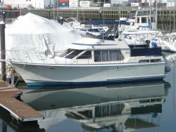 Slide: The Image of Tollycraft Sundeck Motor Yacht 1985 - 0