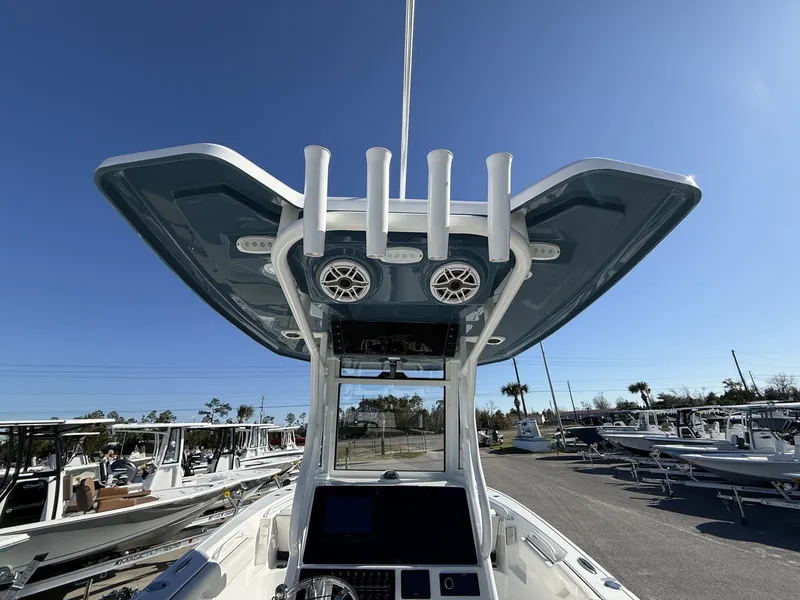 Slide: The Image of Tidewater 272 LXF 2026 - 19