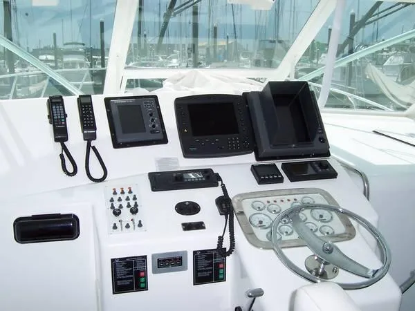 Slide: The Image of Cabo Express Cruiser 2001 - 4