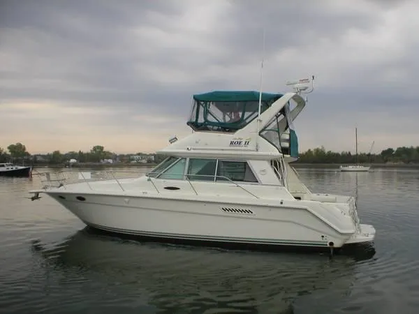 Slide: The Image of Sea Ray 370 Sedan Bridge 1995 - 0