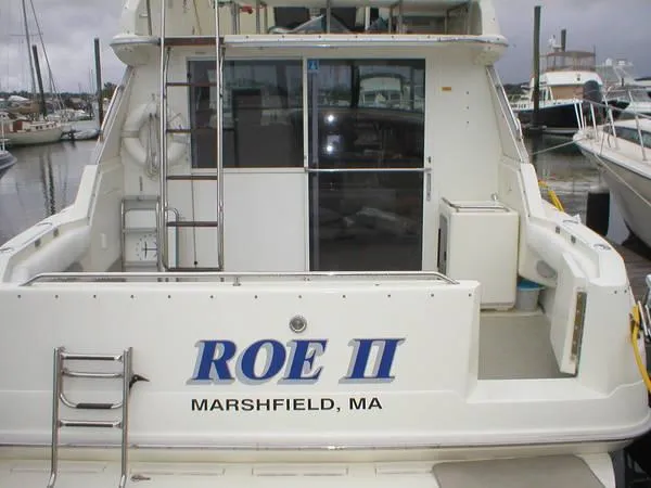 Slide: The Image of Sea Ray 370 Sedan Bridge 1995 - 7
