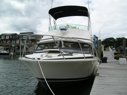 Slide: The Image of Bertram Flybridge Cruiser 1988 - 4