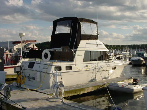 Slide: The Image of Carver Yachts 3207 AFT CABIN MOTOR YACHT 1983 - 0