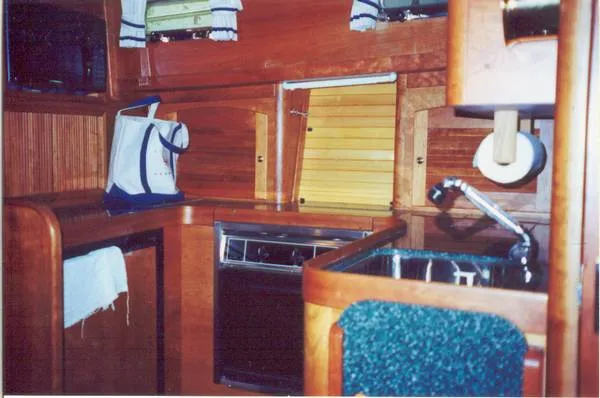 Slide: The Image of Sabreline 36 Express 1999 - 1
