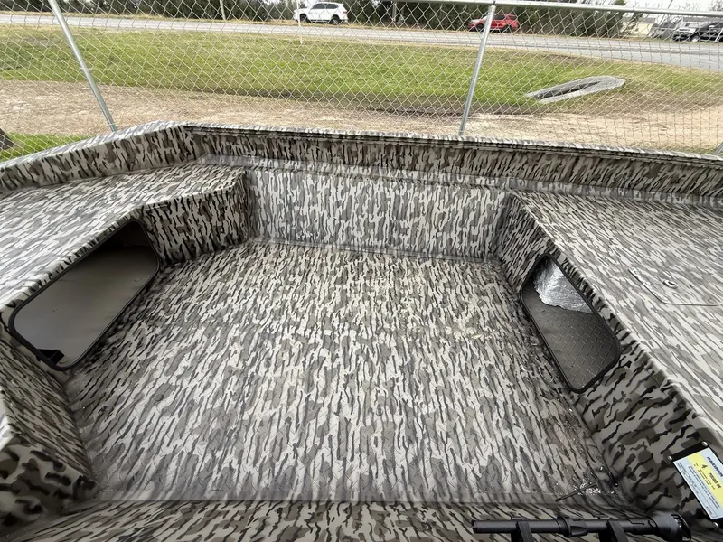 Slide: The Image of Edge Duck Boats Sportsman Series 2026 - 4