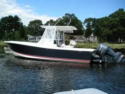 Slide: The Image of Regulator Marine FS Center Console 2004 - 8