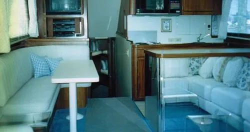 Slide: The Image of Hatteras Convertible 1988 - 3