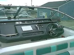 Slide: The Image of Sea Ray 330 Sundancer (Sistership) 1993 - 1