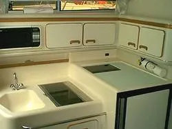 Slide: The Image of Sea Ray 330 Sundancer (Sistership) 1993 - 3