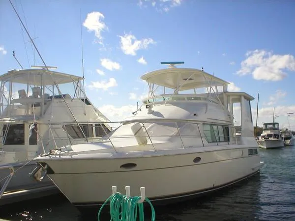 Slide: The Image of Carver Yachts 455 Aft Cabin Motoryacht 1996 - 10
