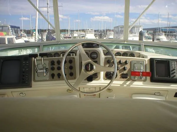 Slide: The Image of Carver Yachts 455 Aft Cabin Motoryacht 1996 - 8