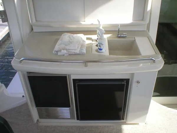 Slide: The Image of Carver Yachts 455 Aft Cabin Motoryacht 1996 - 9