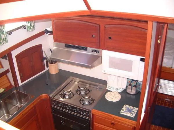 Slide: The Image of Sabreline Motor Yacht 1996 - 5