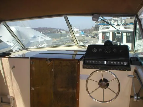 Slide: The Image of Chris-Craft 280 Catalina Express 1981 - 1
