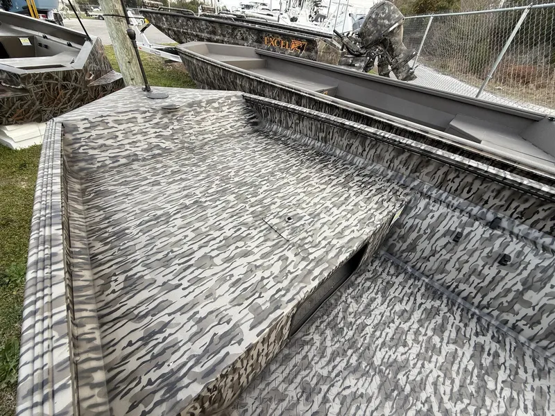 Slide: The Image of Edge Duck Boats Sportsman Series 2026 - 5