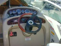 Slide: The Image of Sea Ray Sundancer 2002 - 1