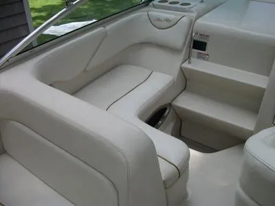 Slide: The Image of Sea Ray Sundancer 2002 - 9