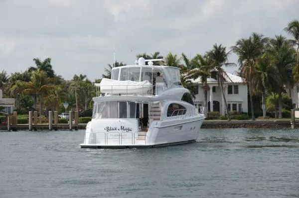 Slide: The Image of Hatteras Motor Yacht 2007 - 5