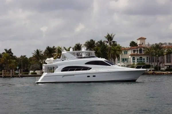 Slide: The Image of Hatteras Motor Yacht 2007 - 6