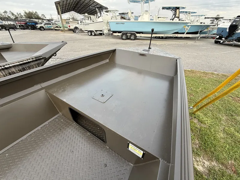Slide: The Image of Edge Duck Boats Sportsman Series 553DB 2026 - 3