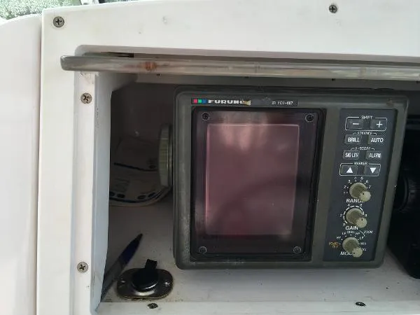 Slide: The Image of Pro-Line 2610 Walkaround 1999 - 9