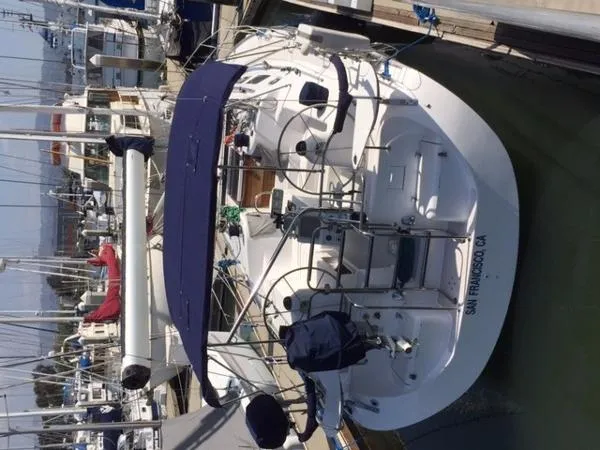 Slide: The Image of Catalina 400 MkII 2000 - 7