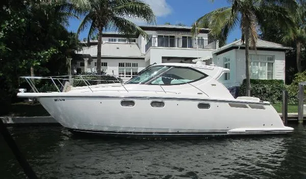 Slide: The Image of Tiara 3500 Sovran 2008 - 0