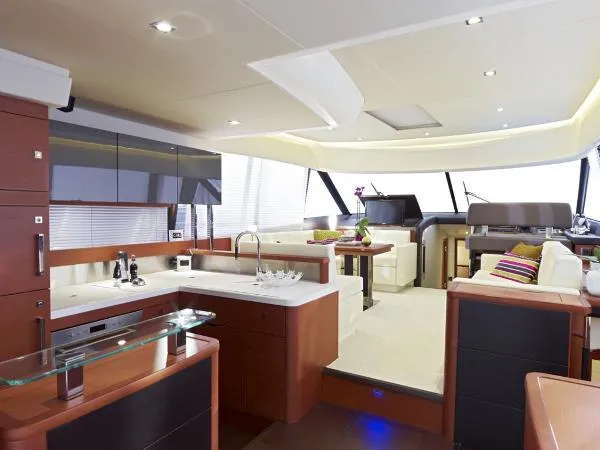 Slide: The Image of Prestige 50 Sedan Bridge Fly 2015 - 5