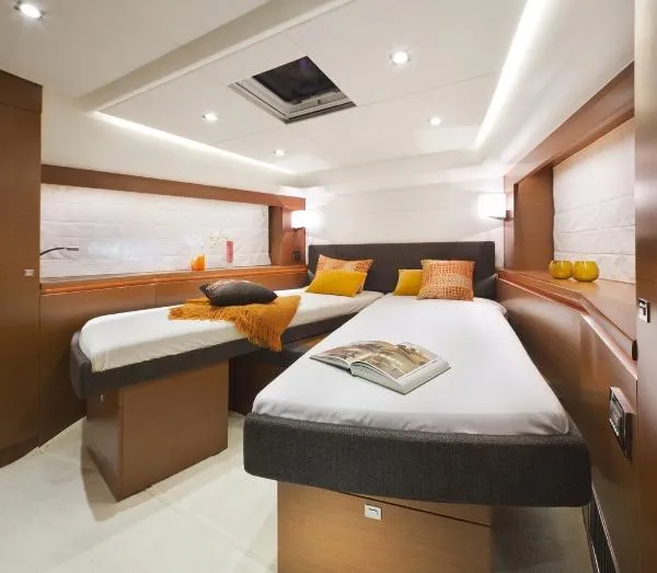 Slide: The Image of Prestige 50 Sedan Bridge Fly 2015 - 7