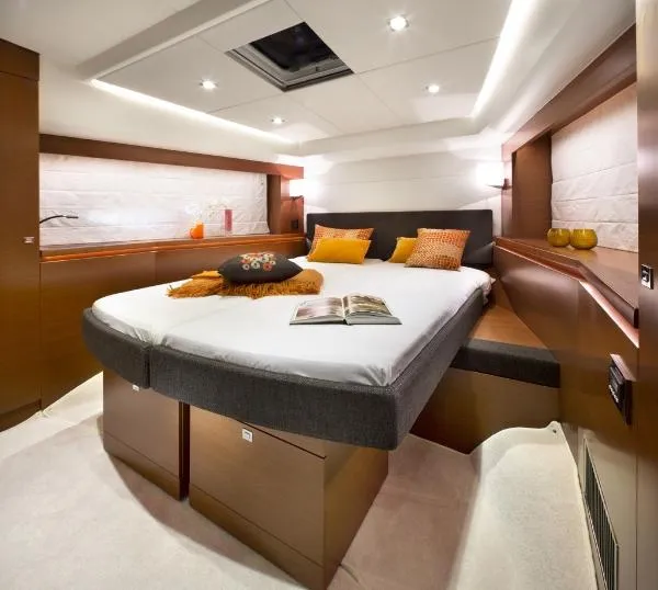 Slide: The Image of Prestige 50 Sedan Bridge Fly 2015 - 8