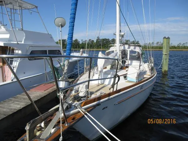 Slide: The Image of Gulfstar Center Cockpit 1981 - 11