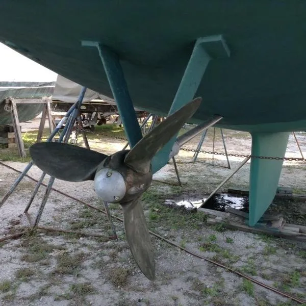 Slide: The Image of Gulfstar Center Cockpit 1981 - 9