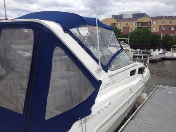 Slide: The Image of Bayliner 2855 Ciera 1998 - 4